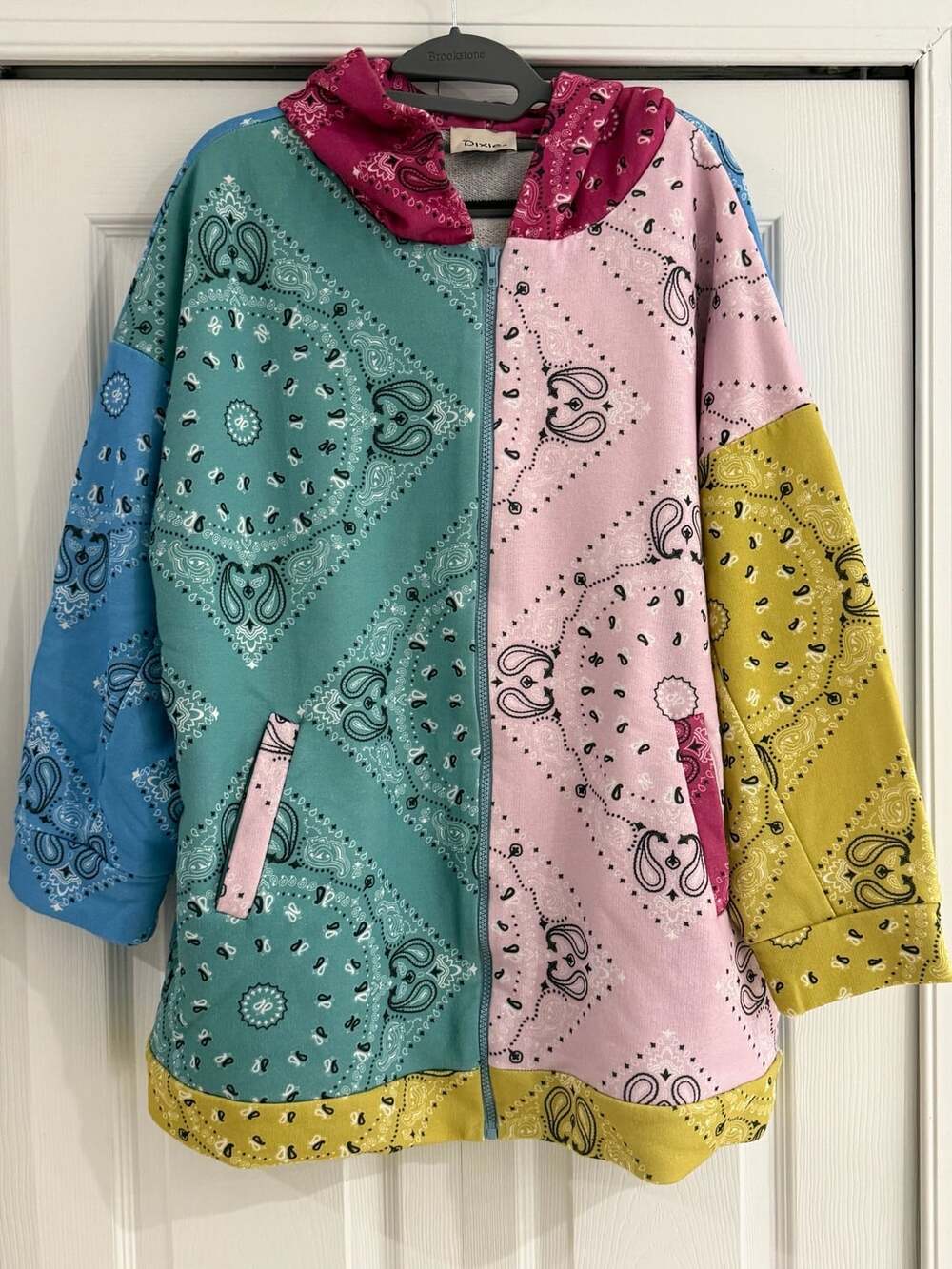 Oversized Dixie Multicolored Bandana Patchwork Zip Hoodie